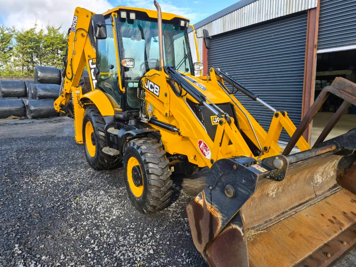 JCB 3CX servo controls - Image 3