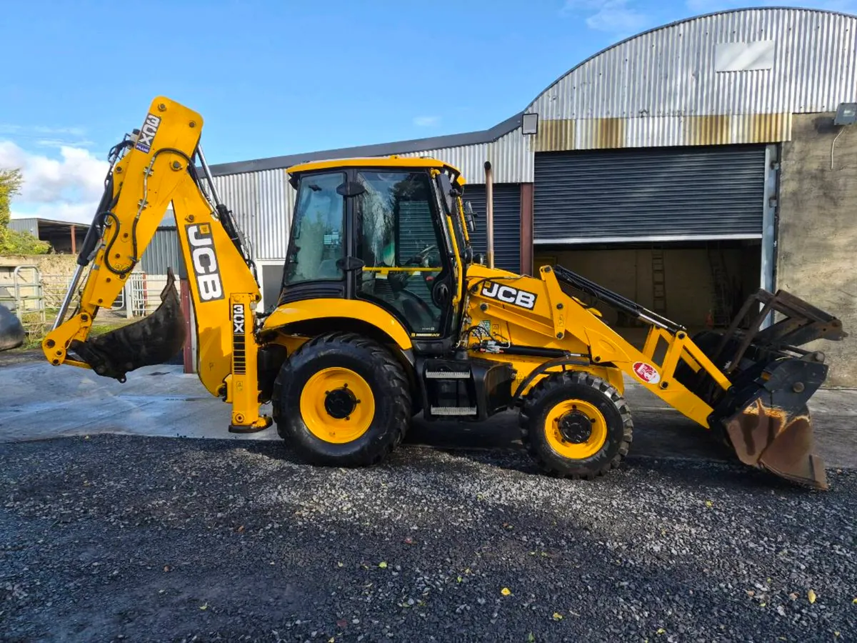 JCB 3CX servo controls - Image 4