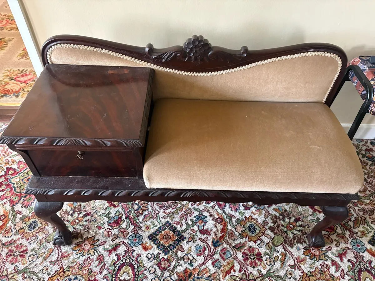 Telephone table - Image 1