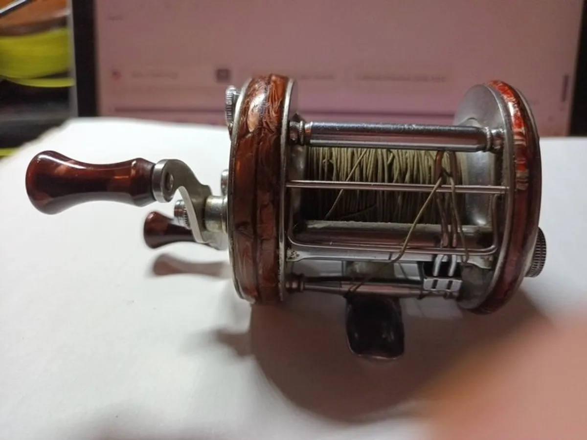 Vintage Reel - Image 4