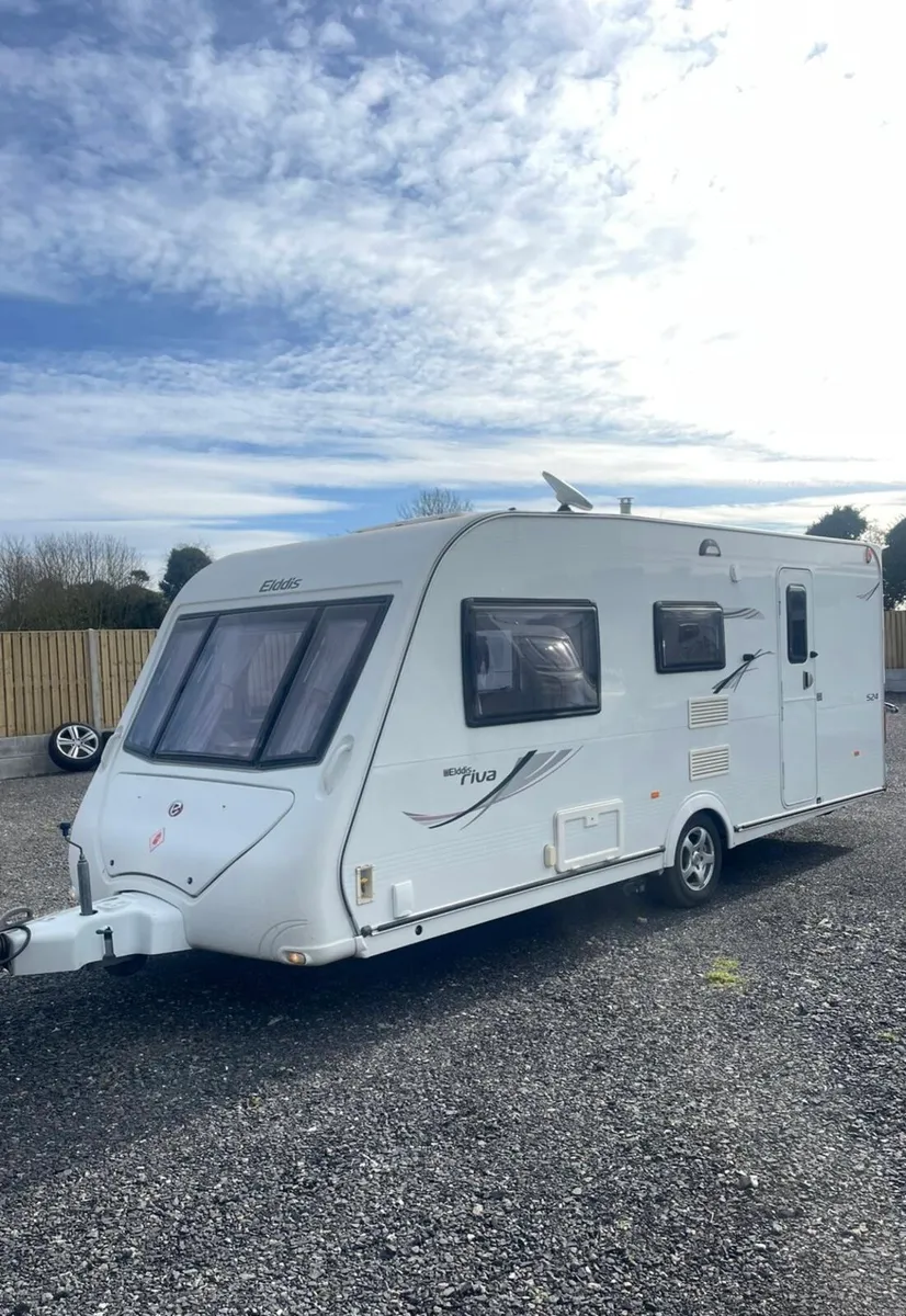 STUNNING 2011 Elddis Crusader 4 Berth Caravan - Image 2