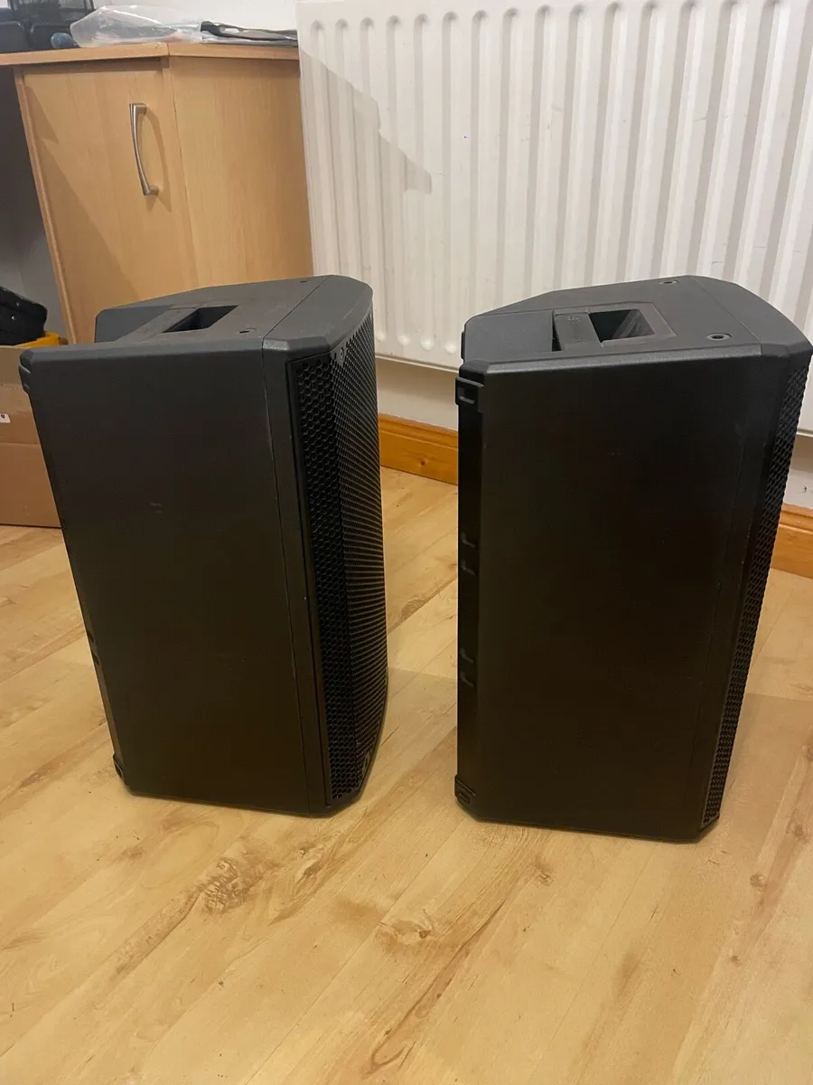 2 dB technologies Opera 10 Active Speakers - Image 3