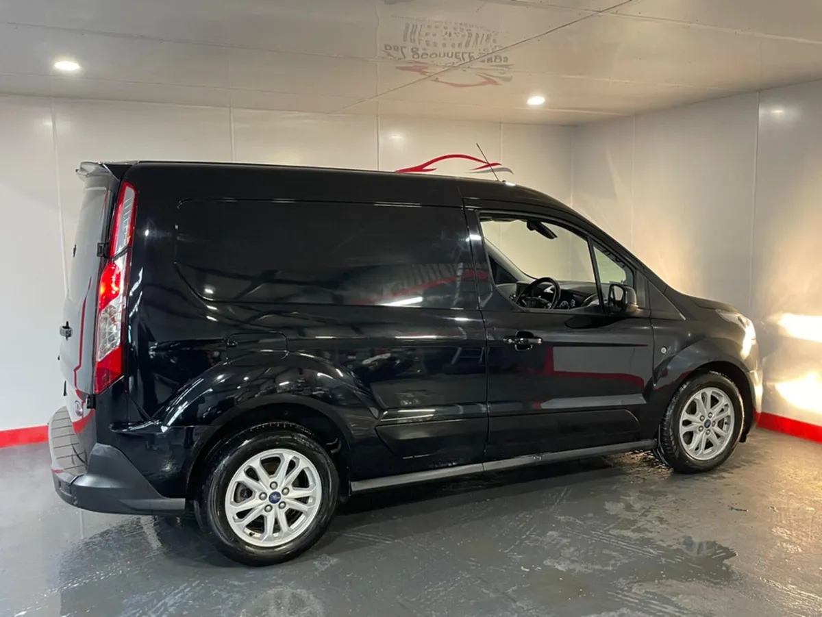Ford Transit Connect 200 LIMITED EDITION T TDCI - Image 4