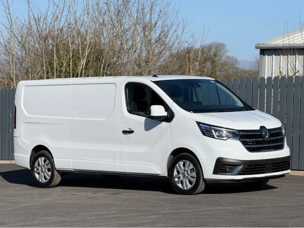Renault Trafic HIGH SPEC… - Image 2
