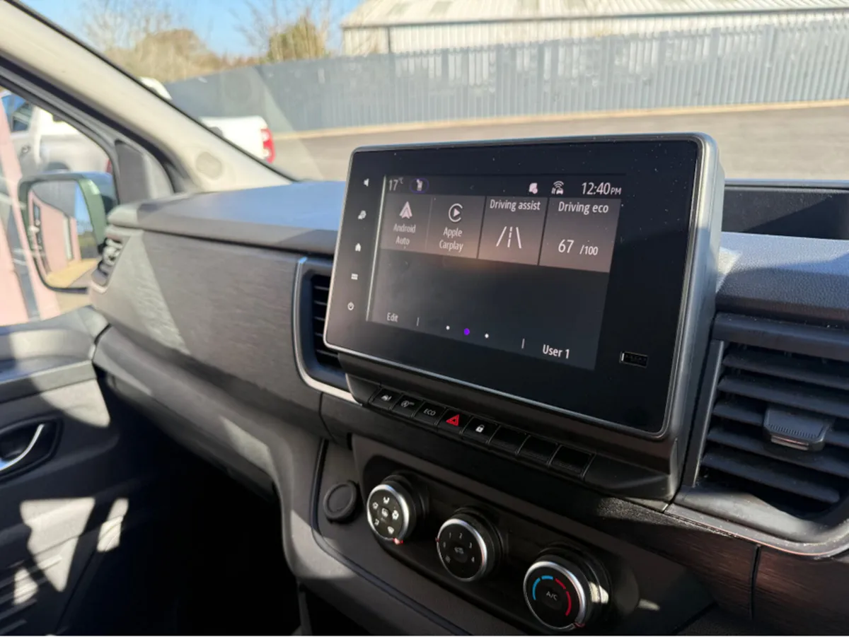 Renault Trafic HIGH SPEC… - Image 3