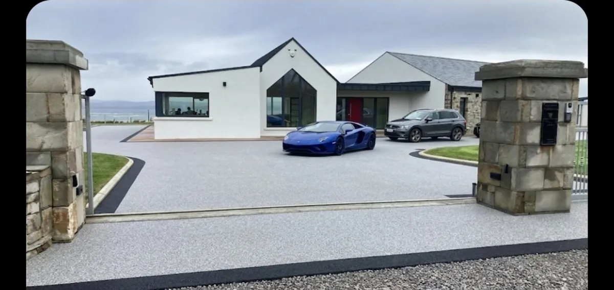 Resin bound - Image 1