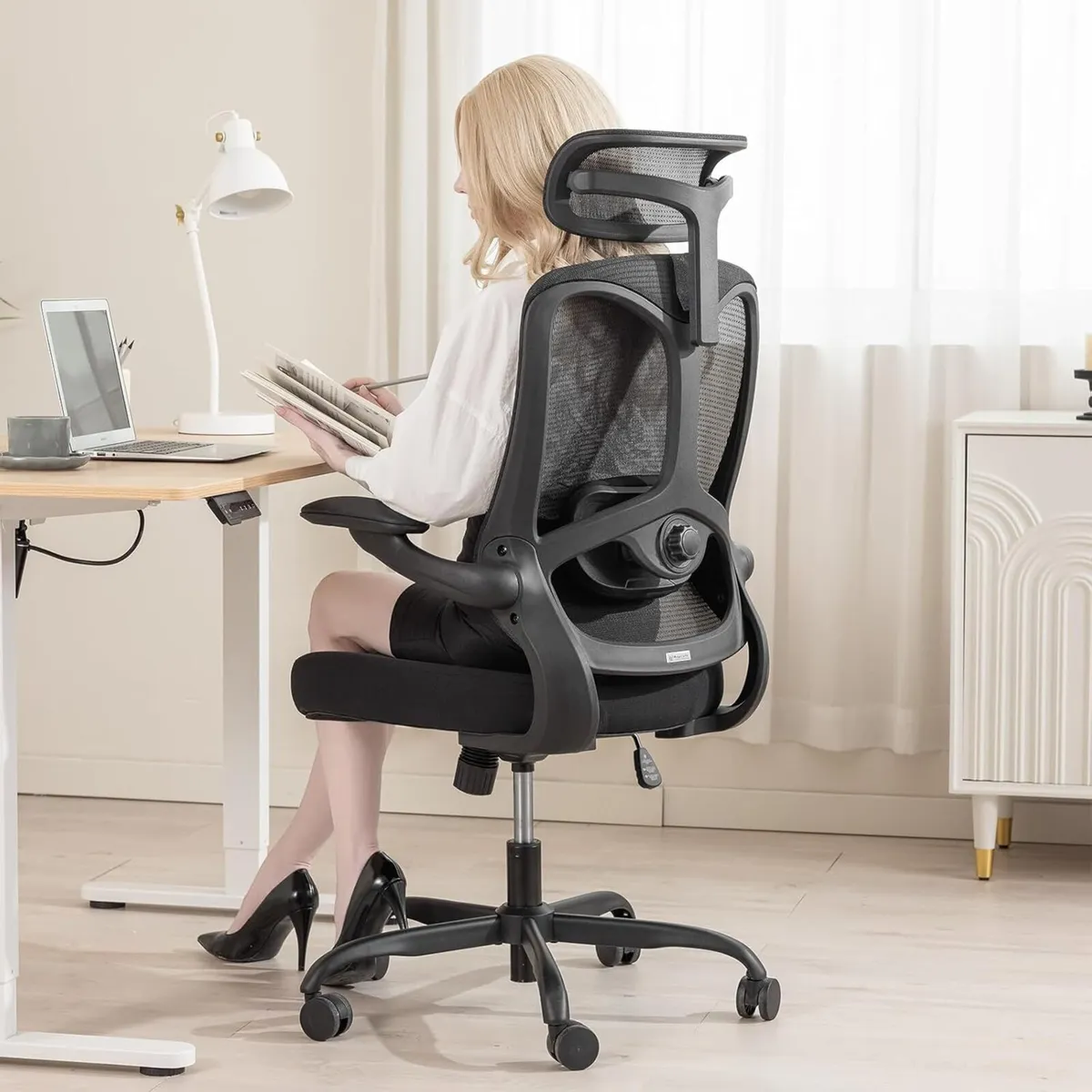 Ergonomic Office Chair with Adjustable Headrest - Image 2