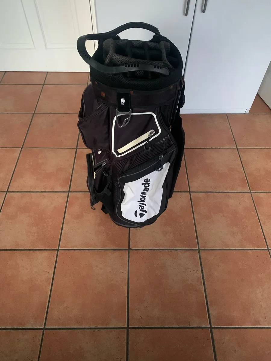 Taylormade golf bag - Image 4