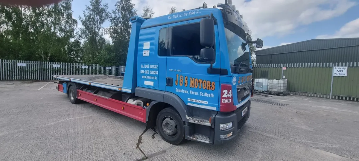 2017 MAN RECOVERY TRUCK - Image 1