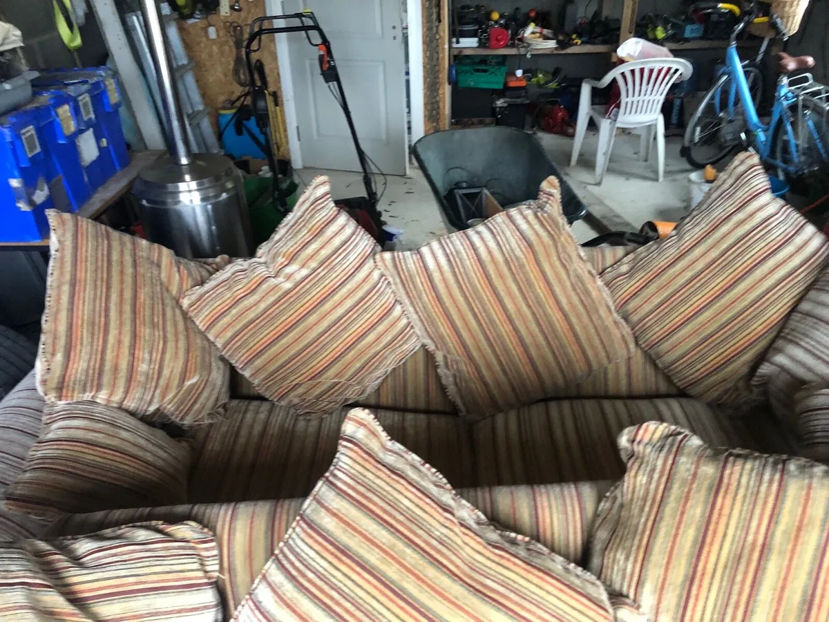 2+3 Seater Couches - Image 1