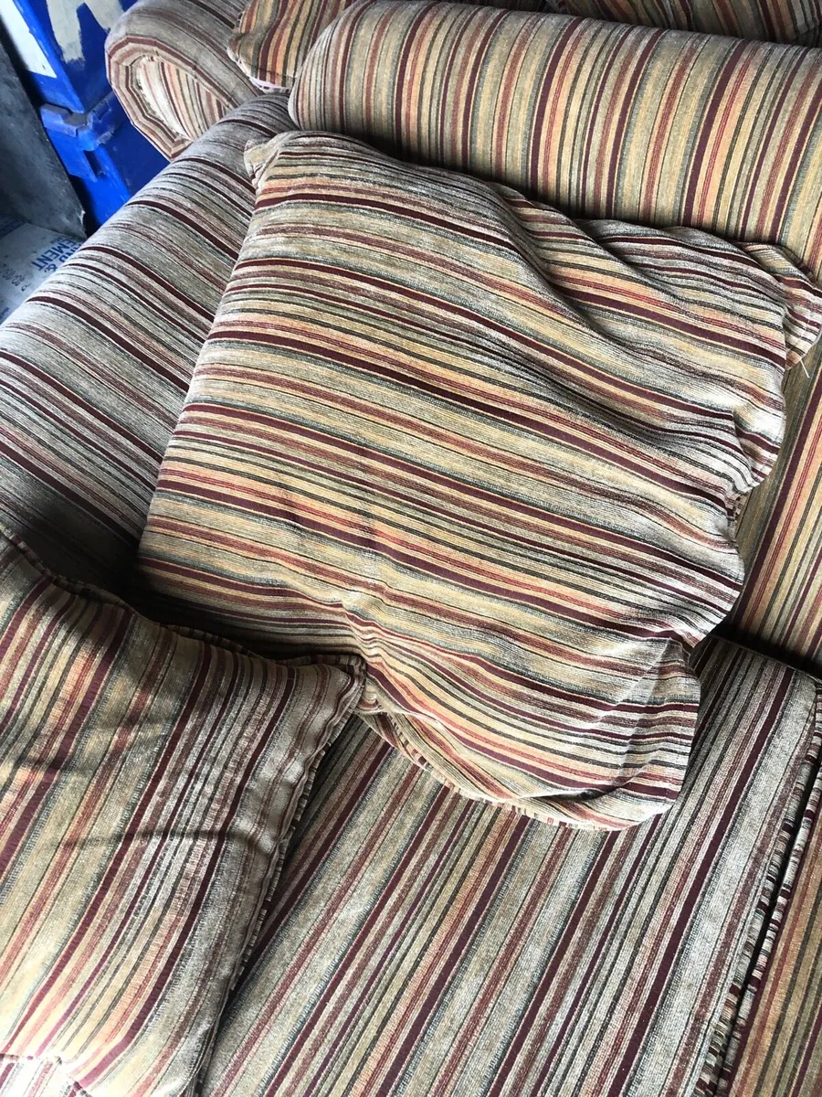 2+3 Seater Couches - Image 3