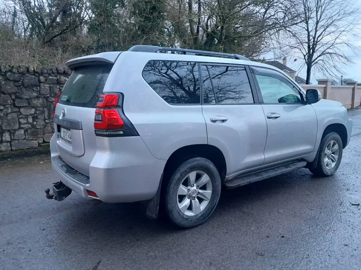 Toyota landcruiser - Image 4