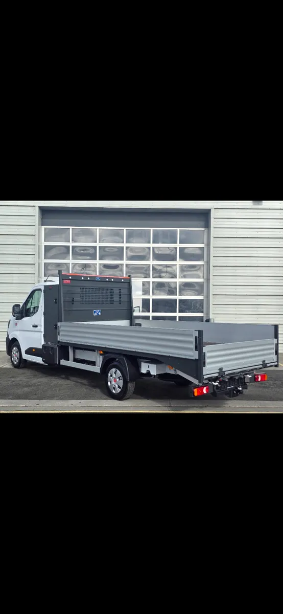 Renault Master Red Edition Dropside - Image 4