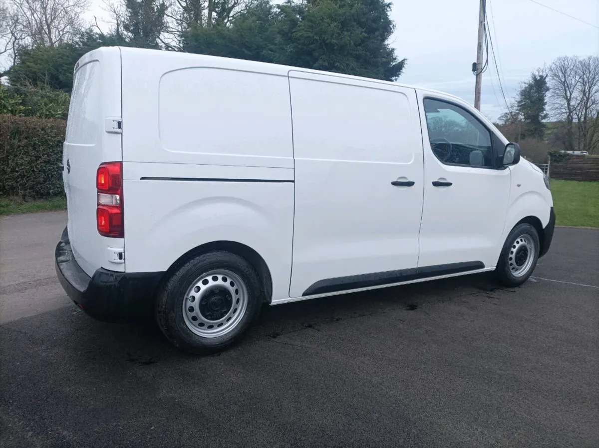2022 VAUXHALL VIVARO DYNAMIC 120BHP *NO VAT* - Image 3