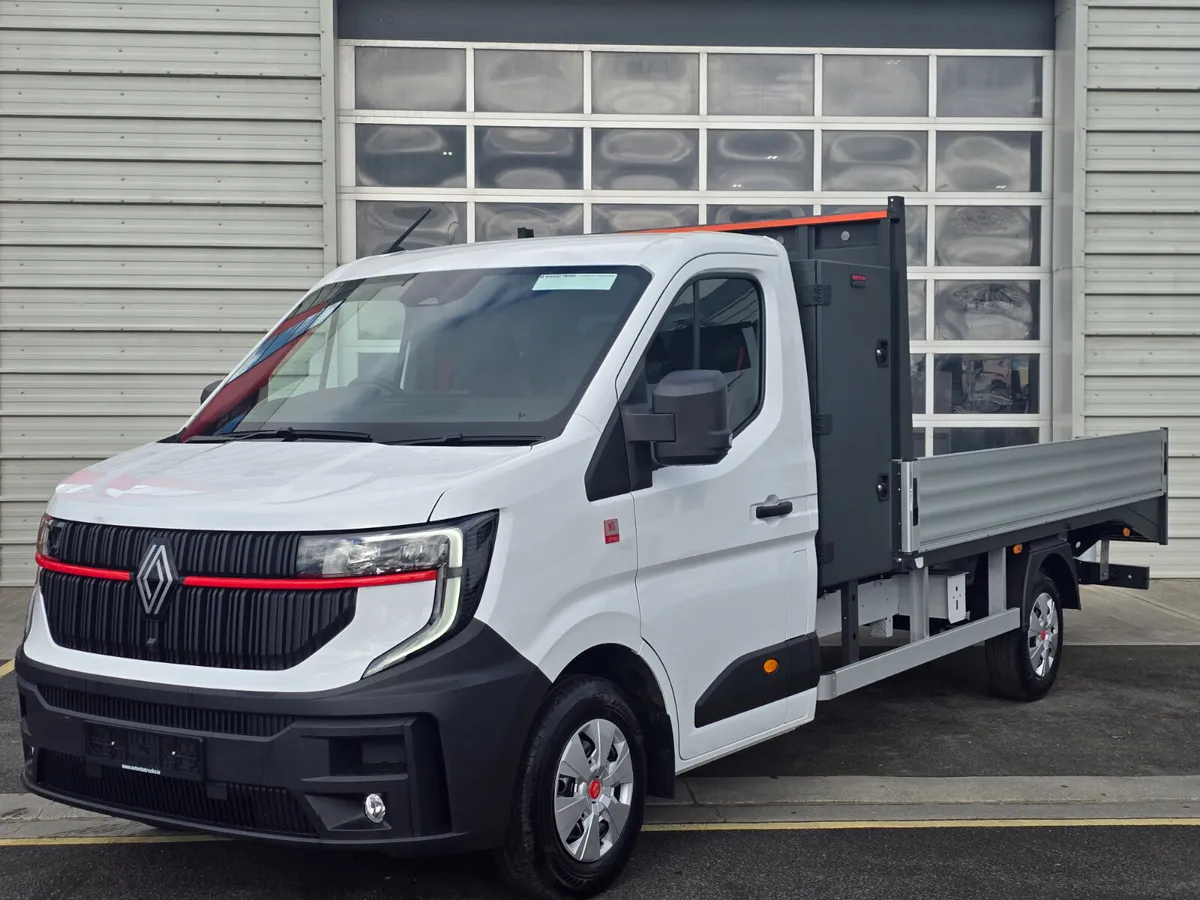 Renault Master Red Edition Dropside - Image 2