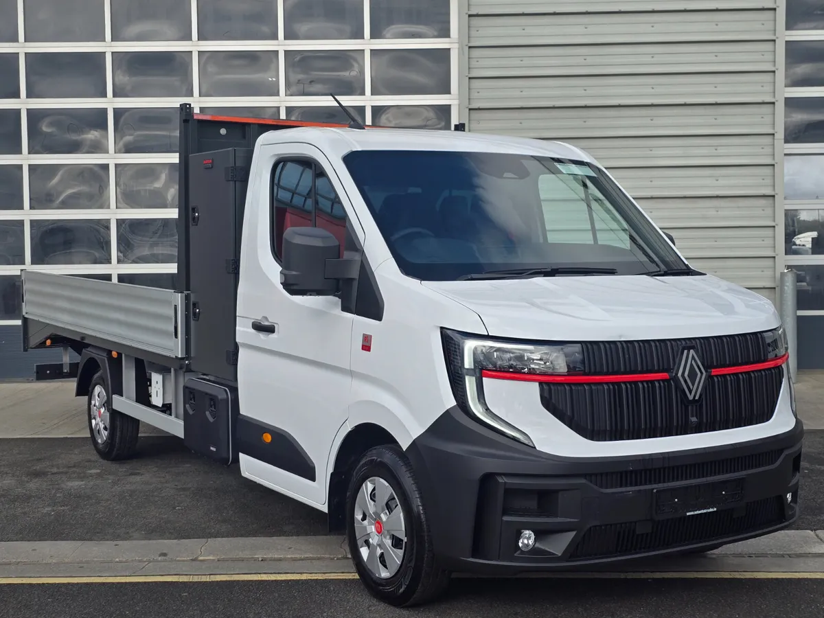 Renault Master Red Edition Dropside - Image 1