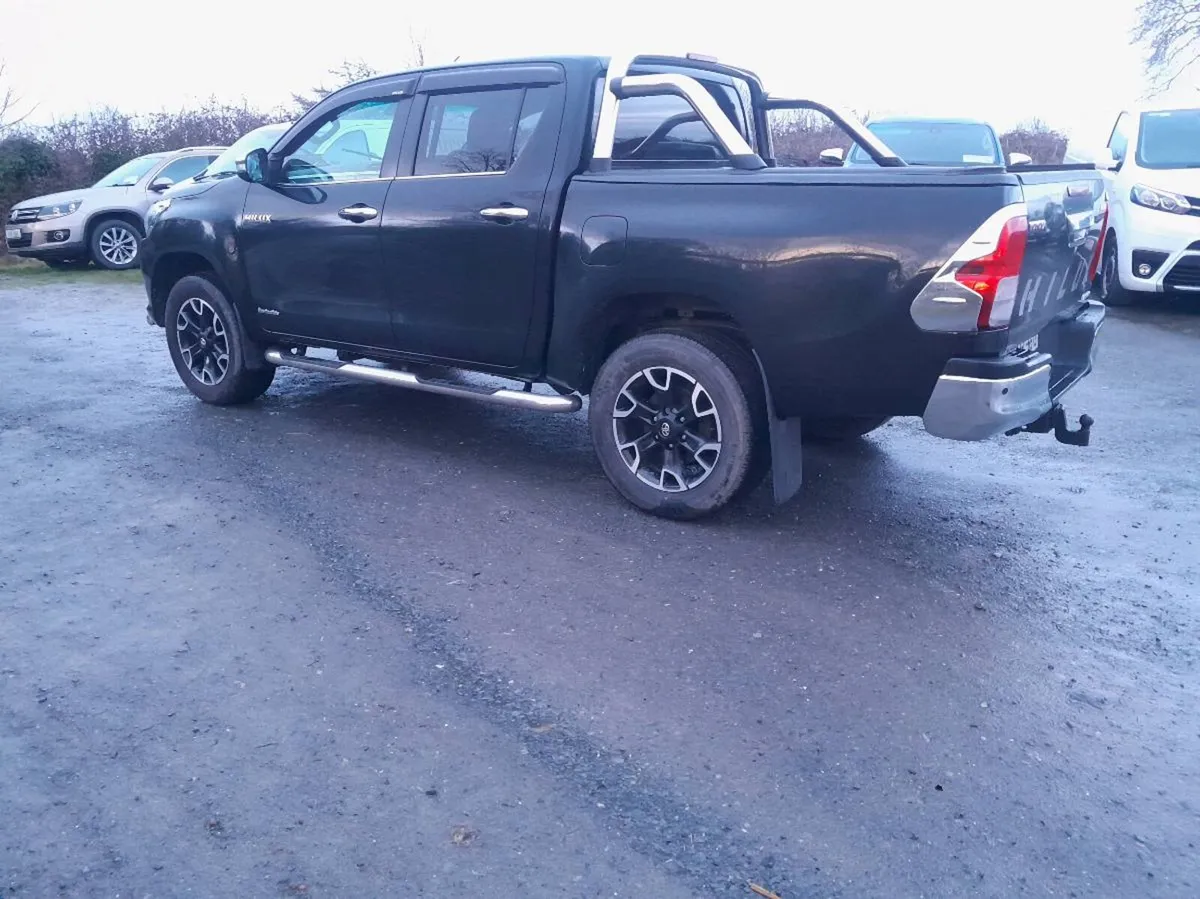 Toyota hilux - Image 3