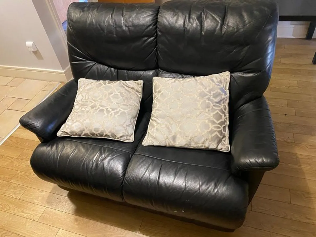 2-seater Sofas - Image 2