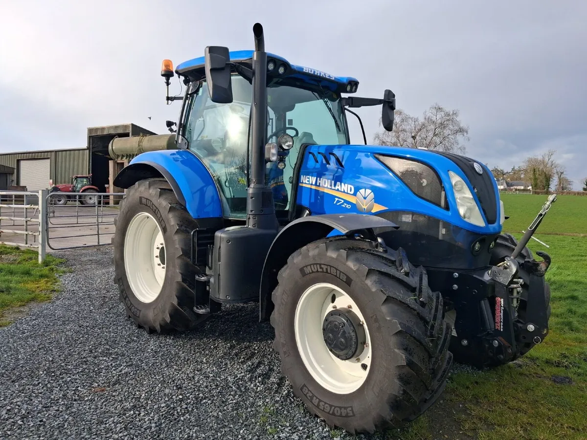 New Holland T7.210 - Image 1