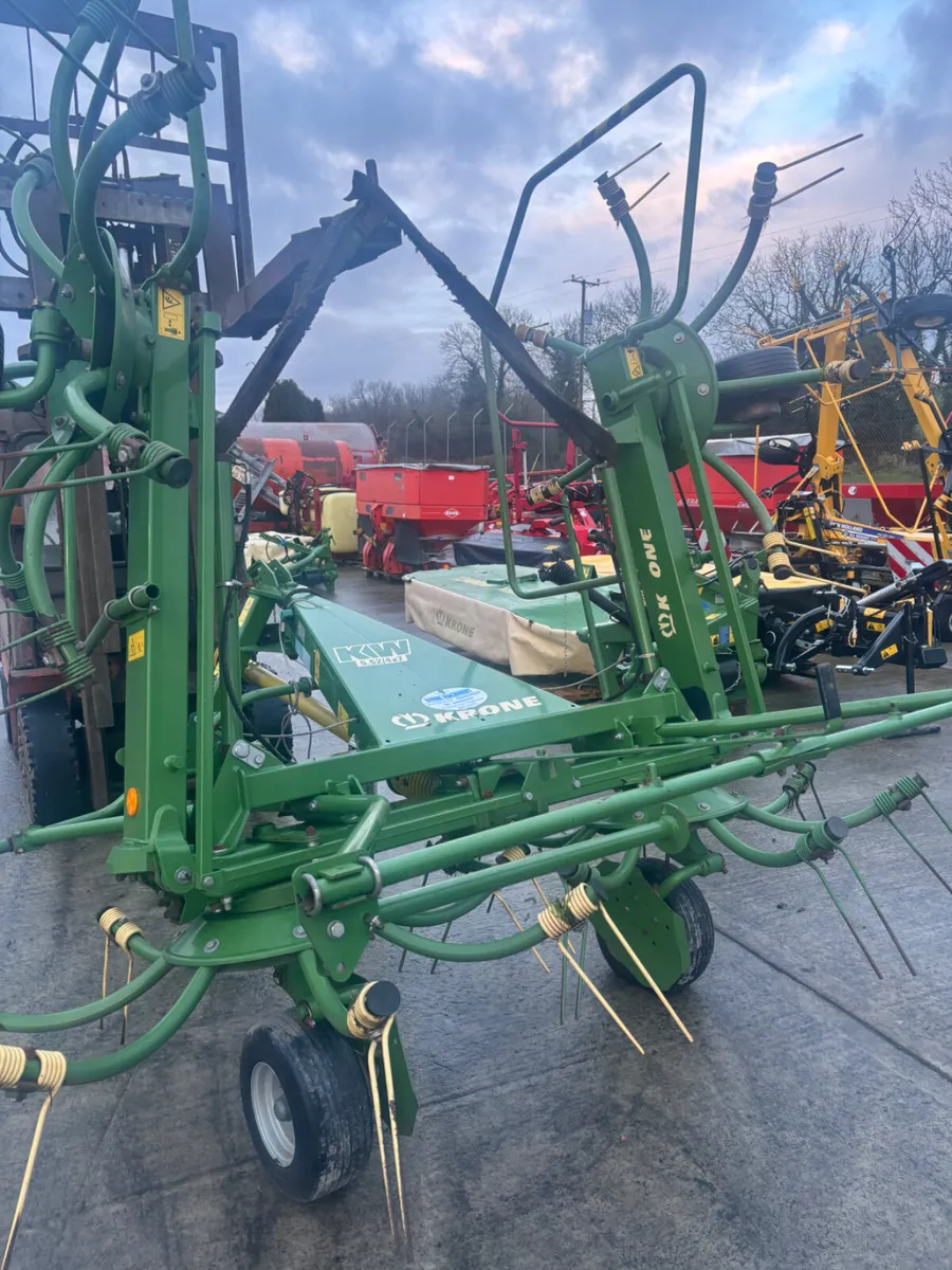 KRONE  KW 5-52 TEDDER - Image 3