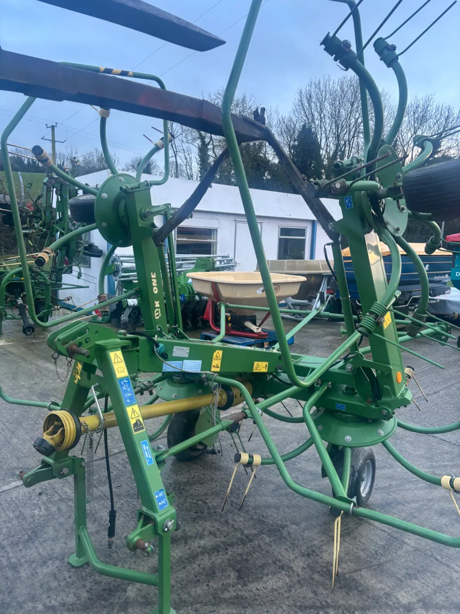 KRONE  KW 5-52 TEDDER - Image 1