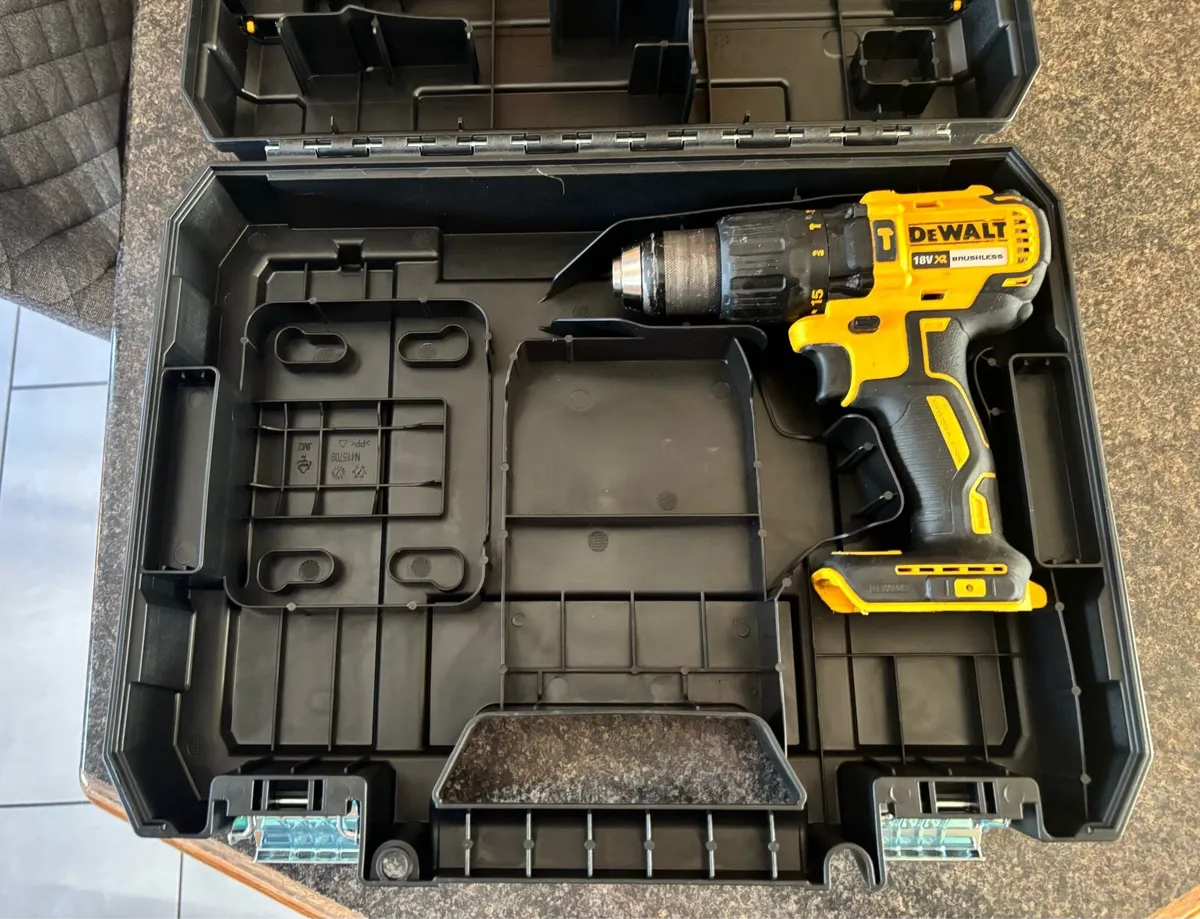 Dewalt 18v xr Combi Drill & Box - Image 1