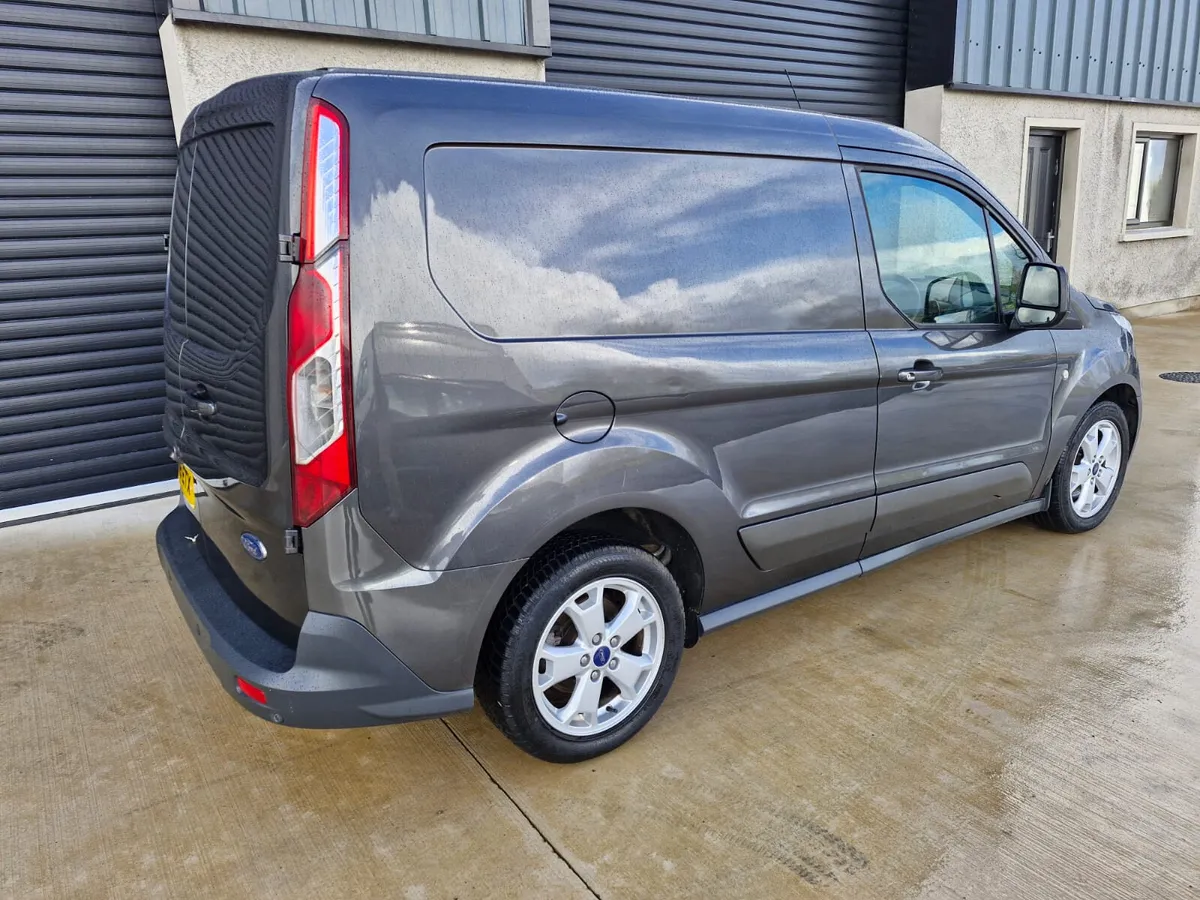 Ford Transit Connect 2018 - Image 3