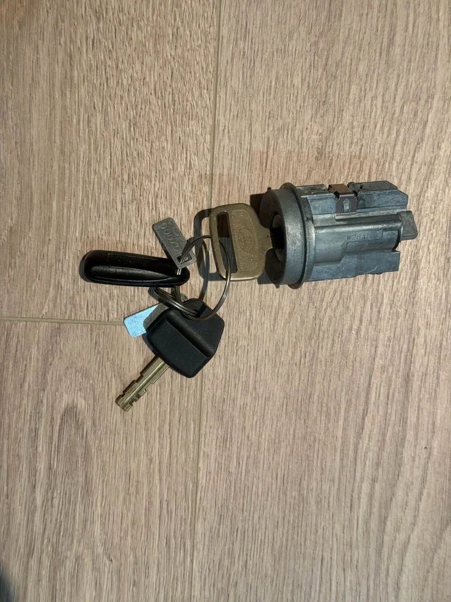 Ignition Lock + Key(Toyota Aqua) - Image 2