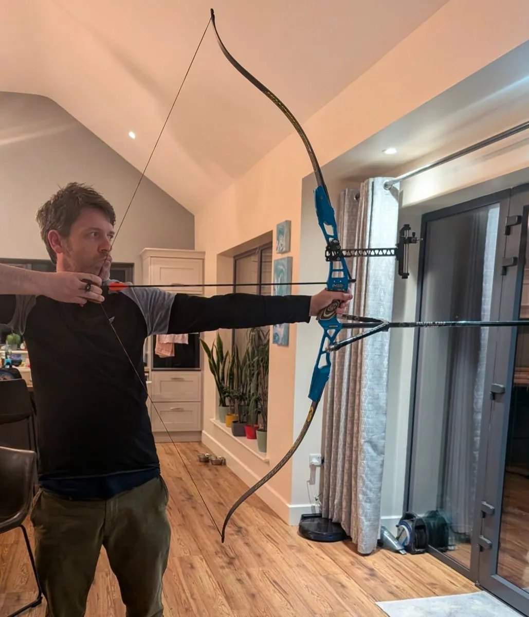 ILF recurve bow - Kinetic Zivio Riser, 70"  limbs - Image 1