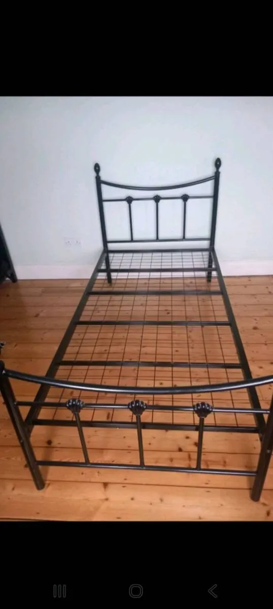 Single bed & Mattress - Image 1