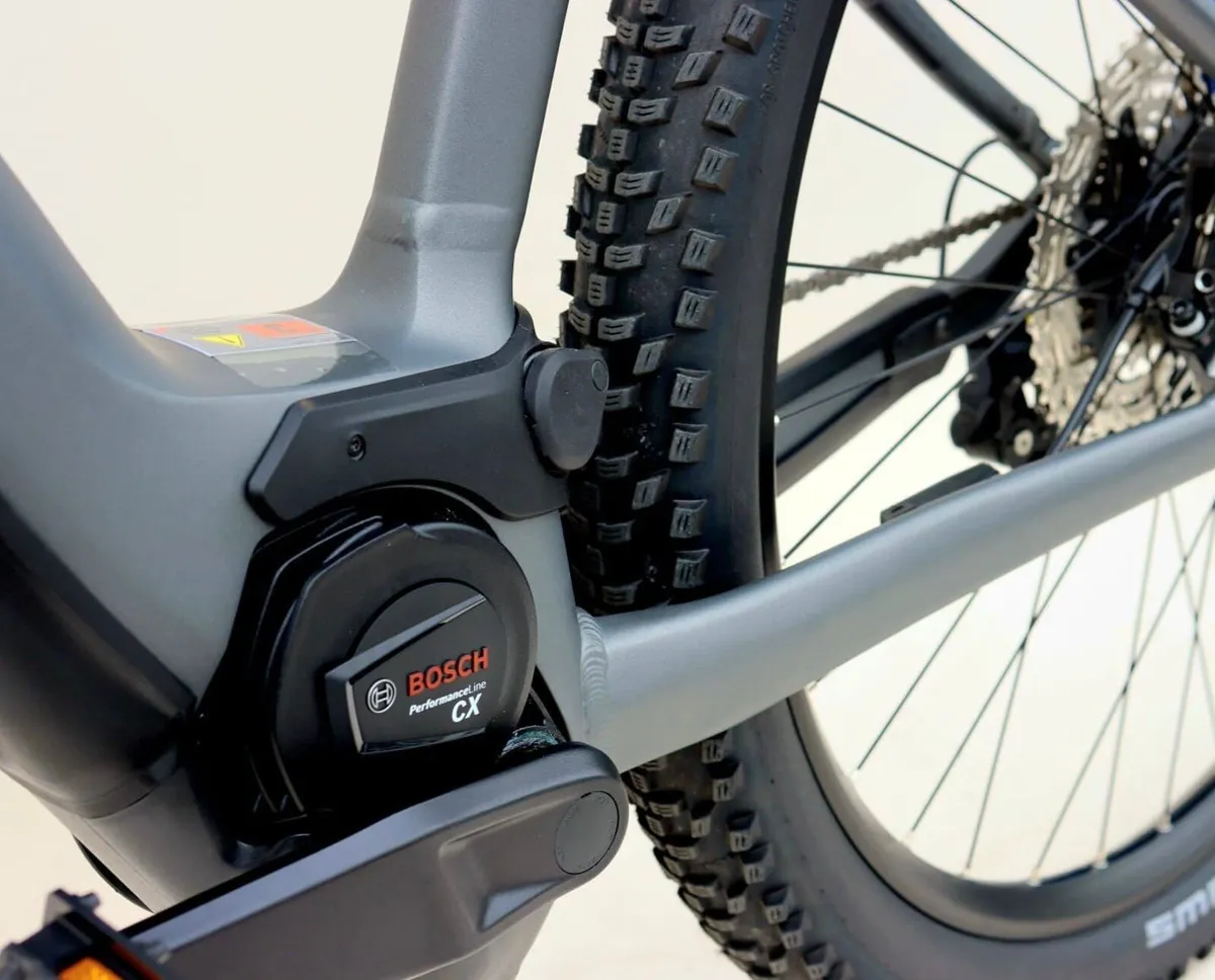 CUBE REACTION HYBRID RACE 750  (NEW) - Image 3