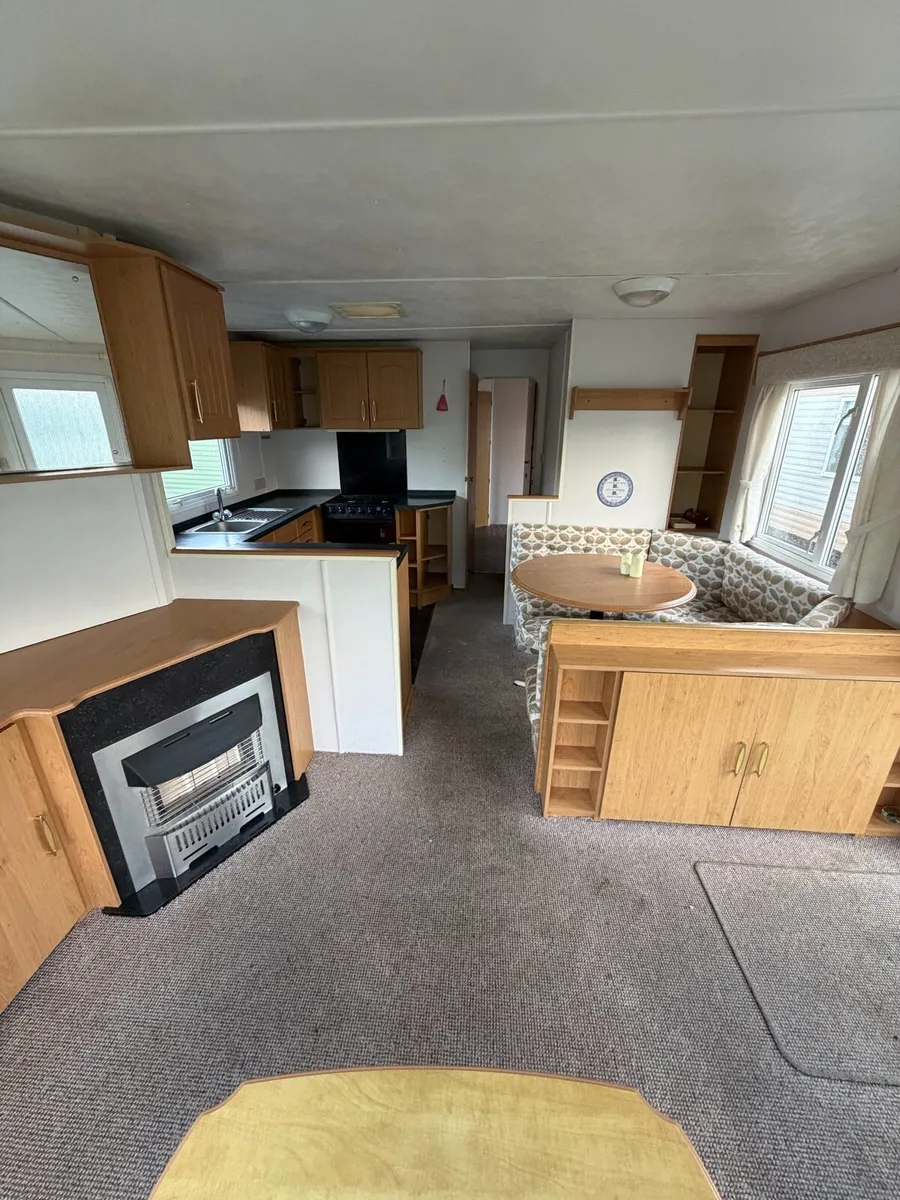 Cosalt Torino Super 35 x 12 x 3 Bed DG + Oil Heat - Image 3