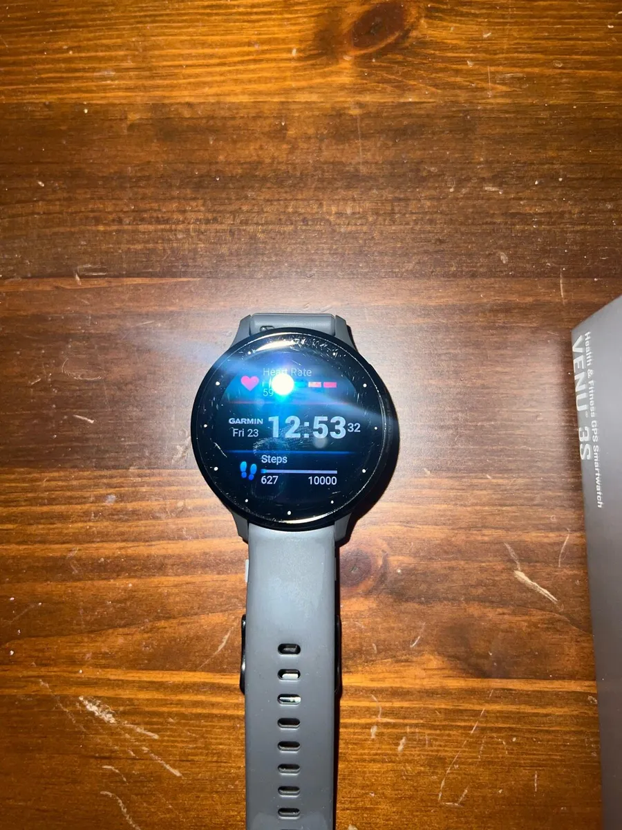 Garmin Venu 3s with music - Image 4