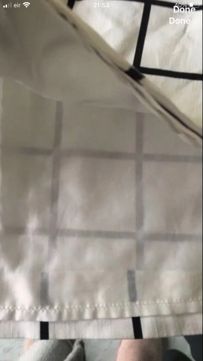 Ladies stunning skirt size 4 €5 - Image 3