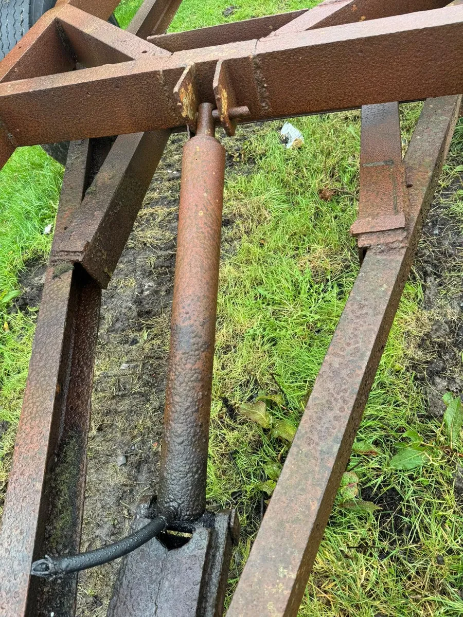 Tractor trailer - Image 2