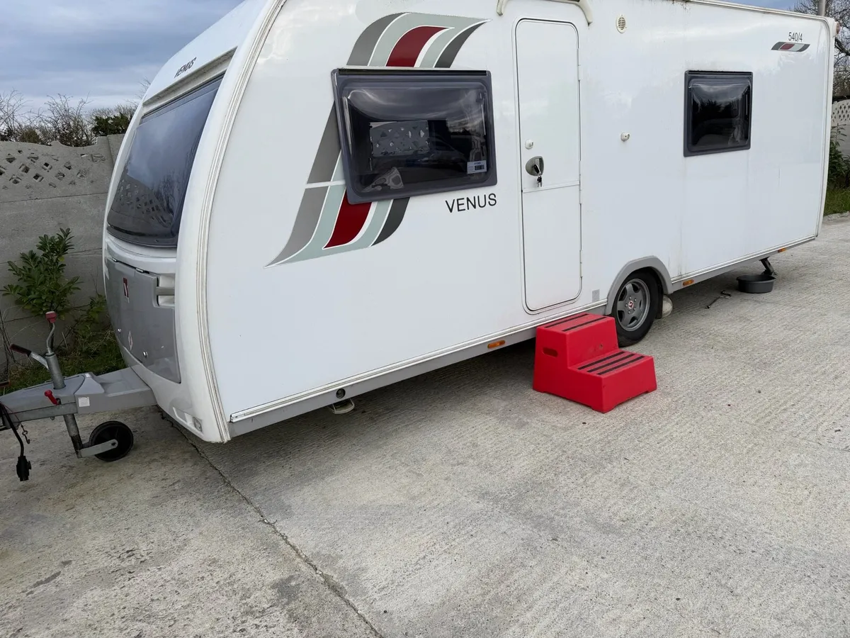 Venus 540 caravan - Image 1
