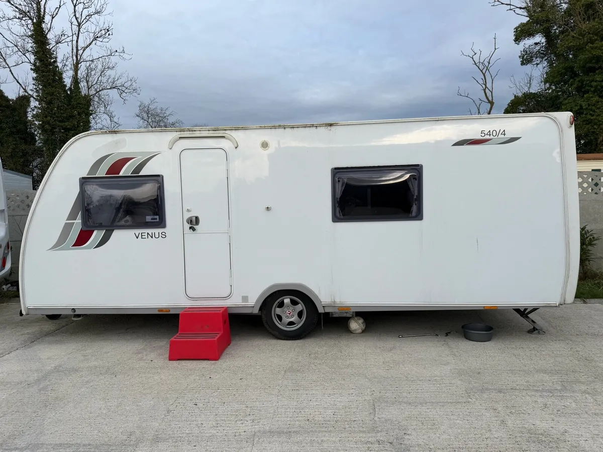 Venus 540 caravan - Image 2