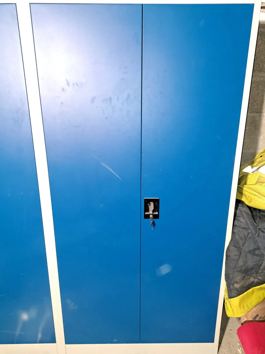 Storage cabinets office home tools security - Image 3