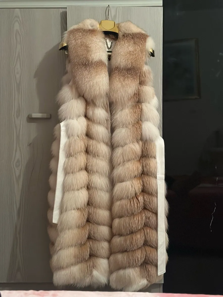 Natural fox fur - Image 2