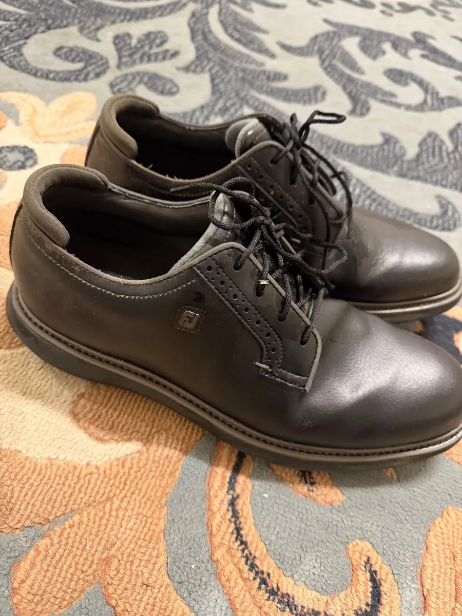 Footjoy golf shoes UK9.5 - Image 1