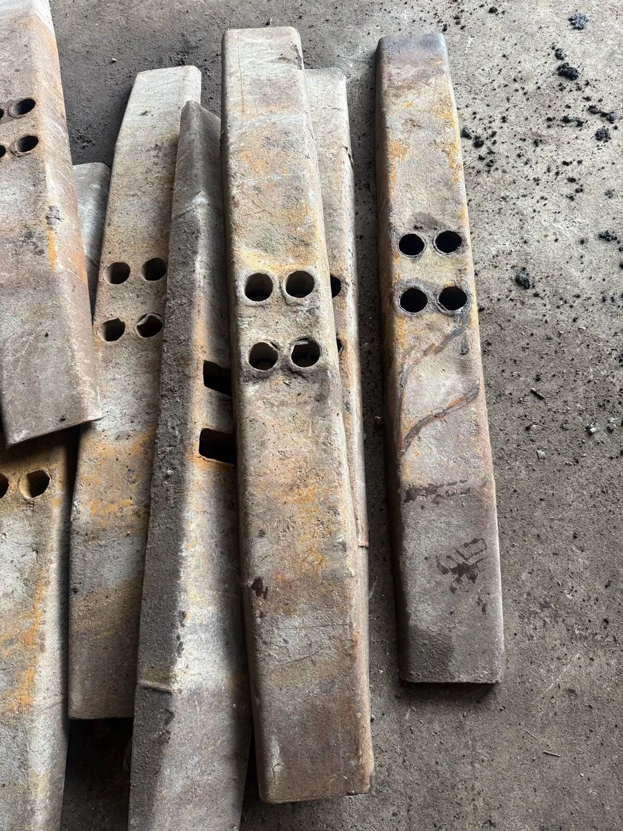 d4 4ft box pads wanted - Image 1