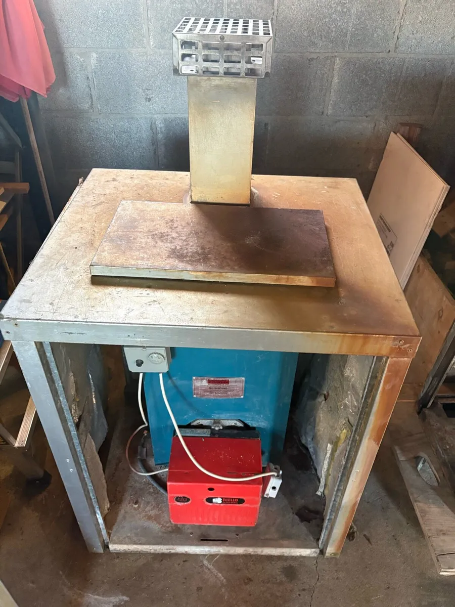 Oil boiler - Image 2
