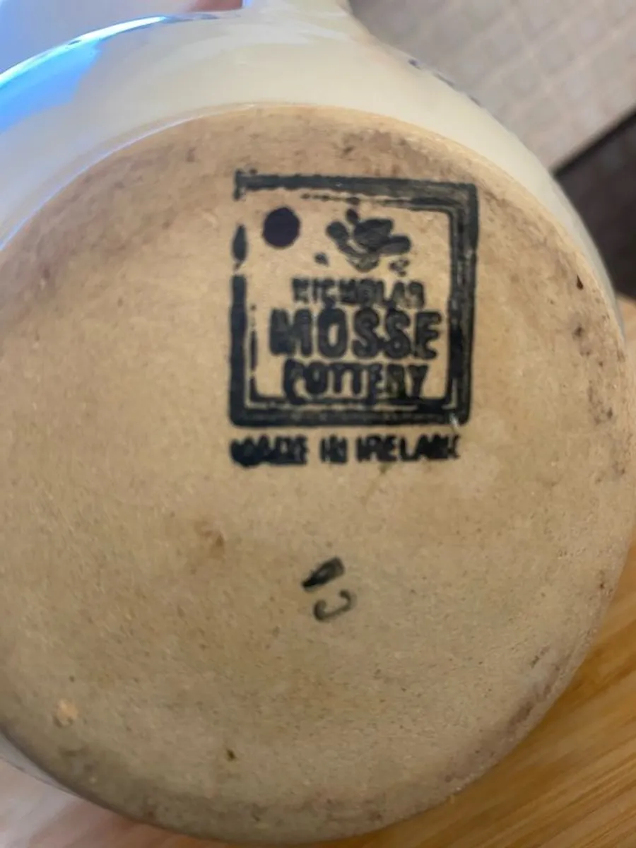 2 Irish Pottery Jugs. Nicholas Mosse & Galway Pottery - Image 4