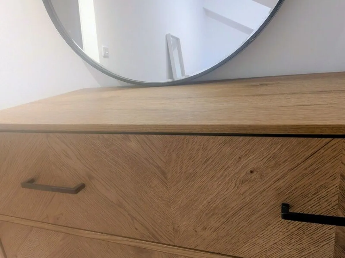 Chest of drawers - Image 3