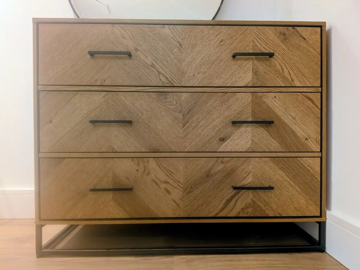 Chest of drawers - Image 4