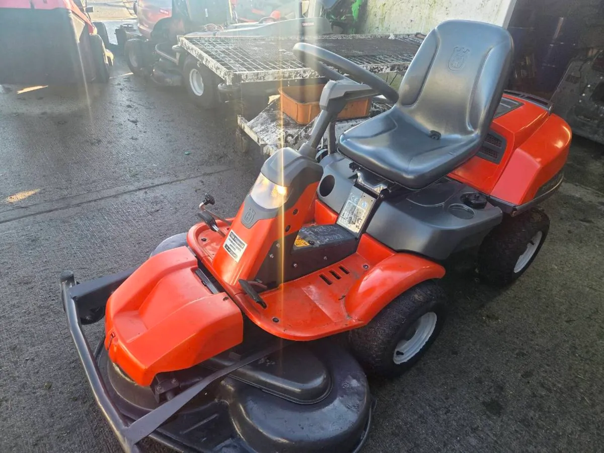 4 wheel drive husquvana lawnmower for sale - Image 3
