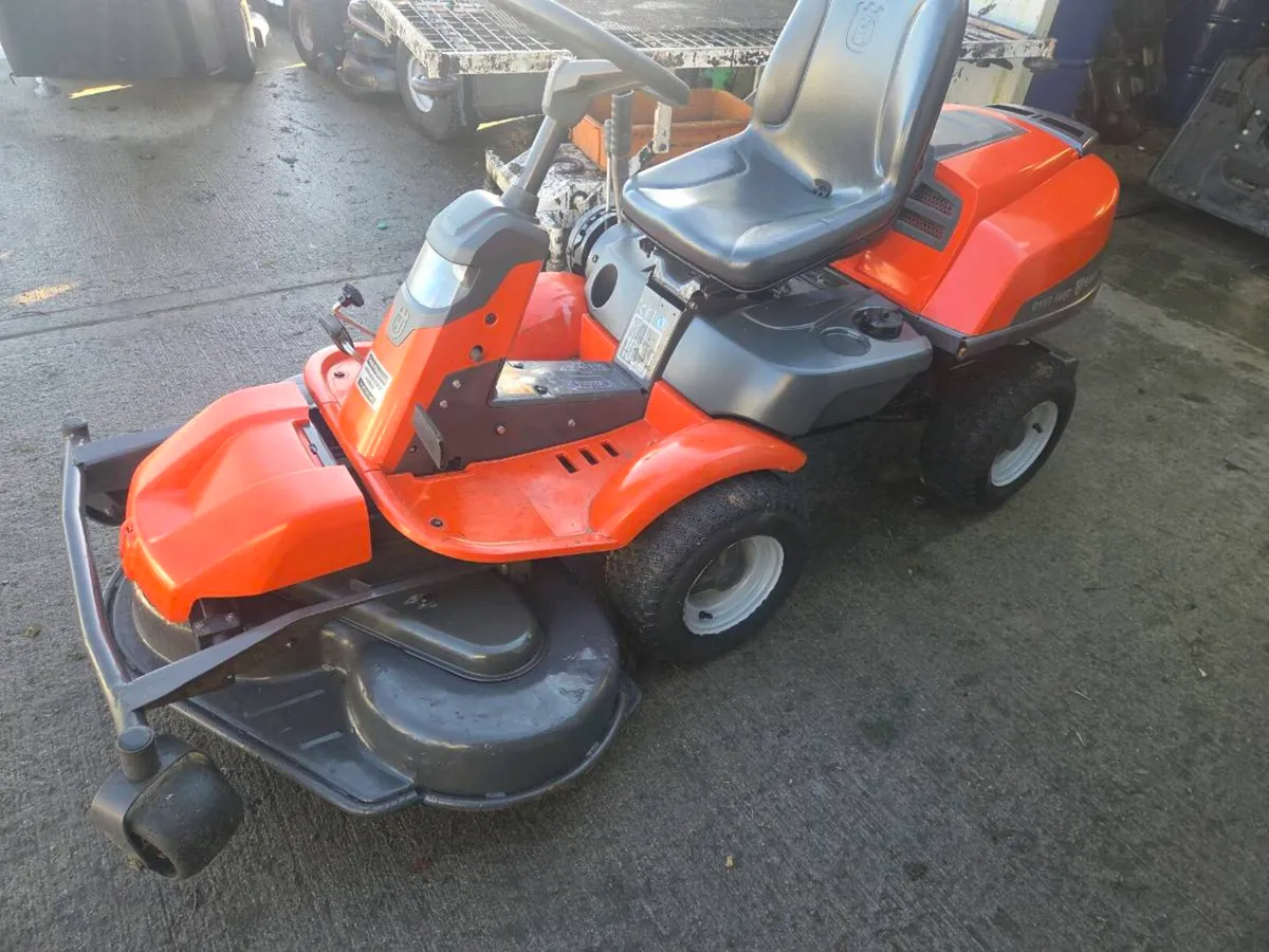 4 wheel drive husquvana lawnmower for sale - Image 4