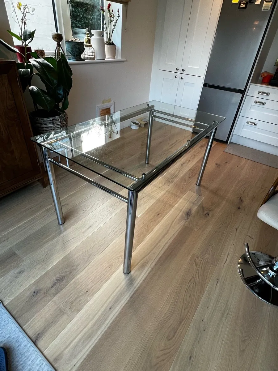 Glass top Dining Table - Image 3