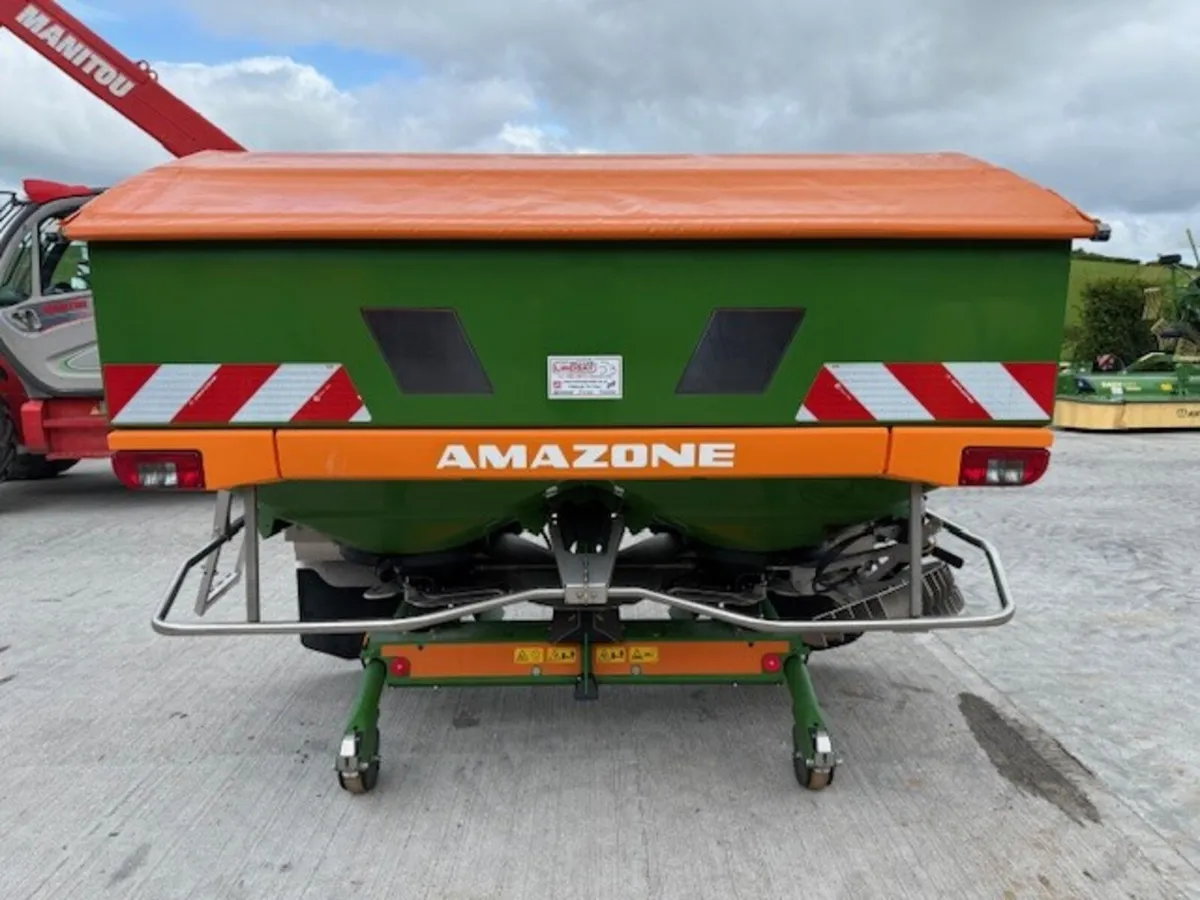 Used Amazone ZAV 2600 Profis  Isobus  Spreader - Image 1