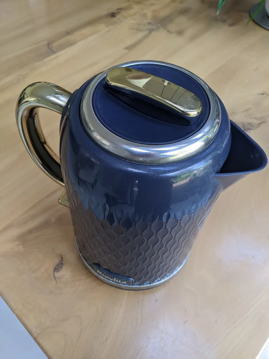 Electric Kettle - Image 3